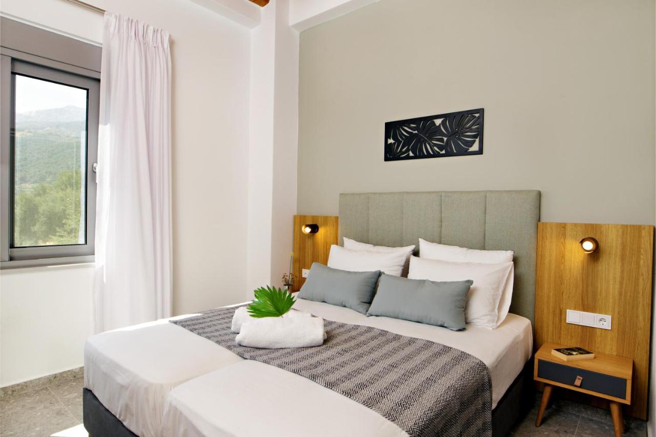 Almond Cottage With A Sea View Above Plakiás Exterior foto
