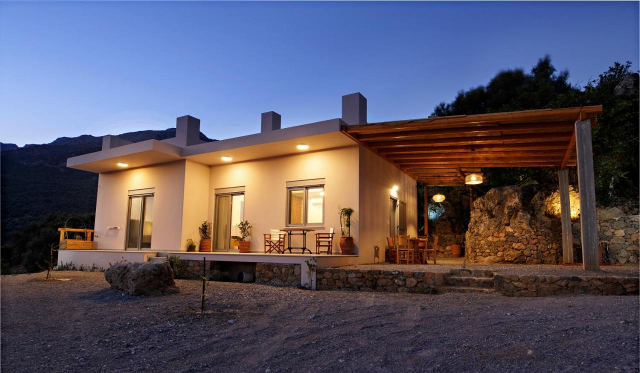 Almond Cottage With A Sea View Above Plakiás Exterior foto